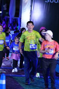 BIB: 1345, 4365, 4099
                            <button type="button" onclick="openModal(26261064)" class="btn btn-primary btn-sm float-right btn-popup" data-toggle="modal" data-target=".modal-high-quality">
                        <i class="fas fa-shopping-cart"></i> Add to Cart
                    </button>
                                            <button type="button" onclick="isThisMe(26261064, true)" class="btn btn-success btn-sm float-right btn-popup btn-isme hidden" data-toggle="tooltip" data-placement="bottom" title="นี่คือรูปของคุณใช่ไหม คลิกที่นี่เพื่อเอาเข้าอัลบั้ม">
                        <i class="fas fa-plus"></i> Add to album
                    </button>
                    <button type="button" onclick="isThisMe(26261064, false)" class="btn btn-warning btn-sm float-right btn-popup btn-isnotme hidden">
                        <i class="fas fa-ban"></i> Remove from album
                    </button>